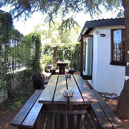 Kuru-Kuru Guesthouse Kuruman Exterior photo